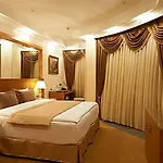Boutique Buta 5*