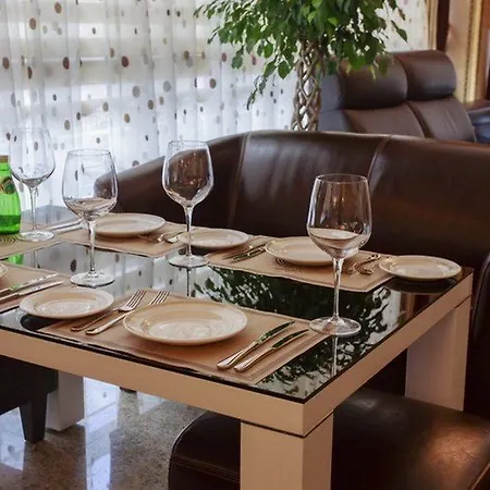 Hotel Boutique Buta Minsk