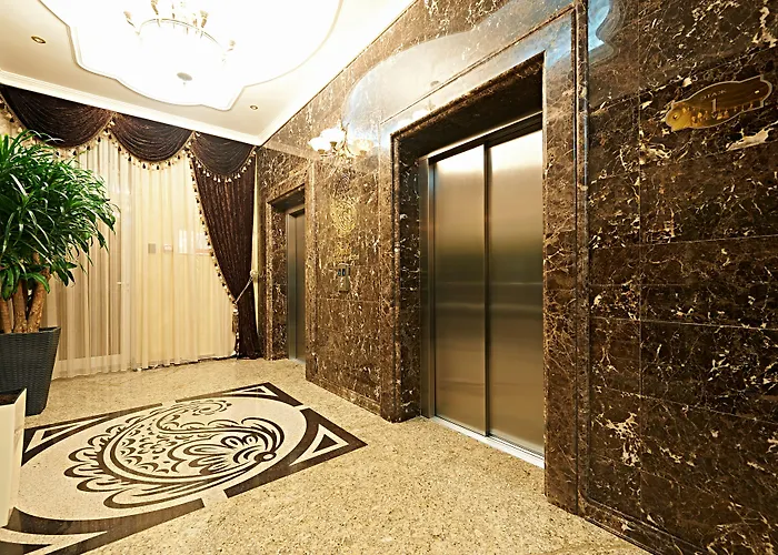 Boutique Buta 5* 明斯克